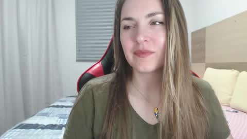 Snapshot of naughty_popa chatting on 09.11.25 Ann online show from 09.11.25