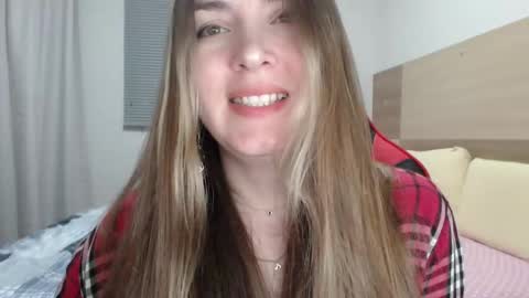 Snapshot of naughty_popa chatting on 09.22.25 Ann online show from 09.22.25