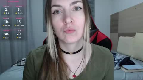 Snapshot of naughty_popa chatting on 11.03.25 Ann online show from 11.03.25