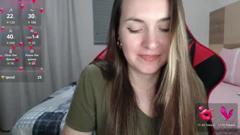 Snapshot of naughty_popa chatting on 11.22.25 Ann online show from 11.22.25