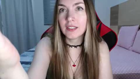 Snapshot of naughty_popa chatting on 11.25.25 Ann online show from 11.25.25