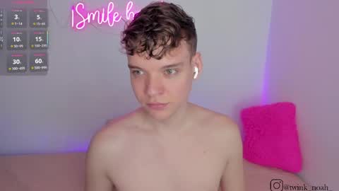 Snapshot of naughty_twink_ chatting on 05.05.26 Noah online show from 05.05.26