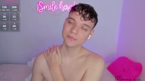 Snapshot of naughty_twink_ chatting on 05.21.26 Noah online show from 05.21.26