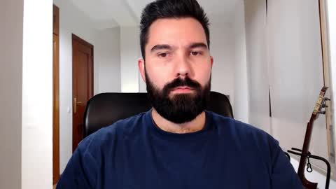 Snapshot of naughtybear_69 chatting on 11.05.25 Tom online show from 11.05.25