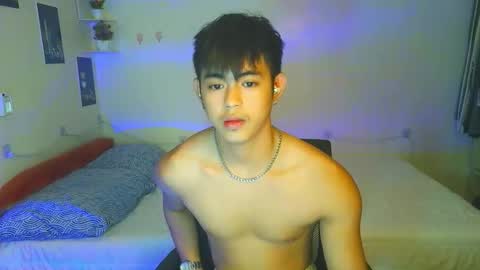 Snapshot of naughtyboylouie chatting on 09.20.25 Loue online show from 09.20.25