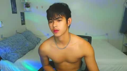 Snapshot of naughtyboylouie chatting on 10.13.25 Loue online show from 10.13.25