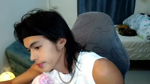 Snapshot of naughtyboylouie chatting on 07.27.26 Loue online show from 07.27.26
