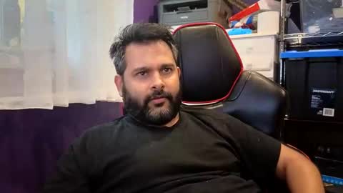 sakhtlaundaz online show from 10.31.25