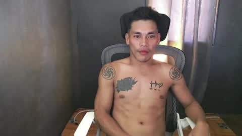 Snapshot of naughtyfuck_boy chatting on 06.25.26 naughtyfuck_boy online show from 06.25.26