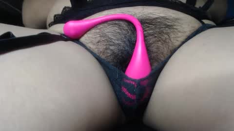 Snapshot of naughtyhotsquirt chatting on 01.15.25 Kimberly online show from 01.15.25