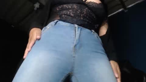 Snapshot of naughtyhotsquirt chatting on 01.25.25 Kimberly online show from 01.25.25