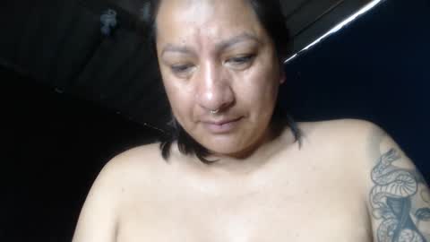 Snapshot of naughtyhotsquirt chatting on 02.01.25 Kimberly online show from 02.01.25