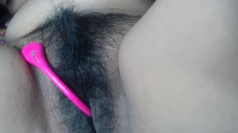 Snapshot of naughtyhotsquirt chatting on 02.06.25 Kimberly online show from 02.06.25