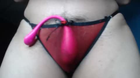 Snapshot of naughtyhotsquirt chatting on 02.21.25 Kimberly online show from 02.21.25
