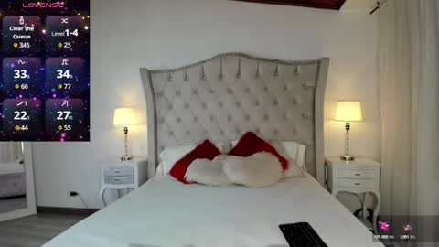 Scarlett online show from 10.04.25