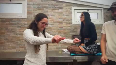 ANDREA STEPH  MIKE online show from 11.19.25