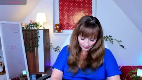Milana - on air every day except Wednesday from 9 pm to 4 am European time online show from 05.08.26