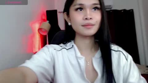 your girlfriend mira online show from 09.20.25