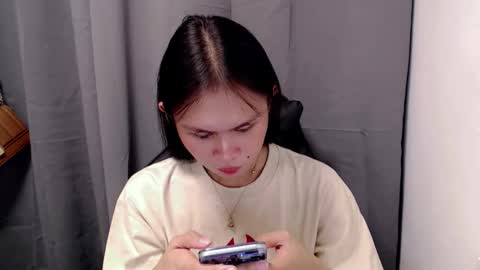 your girlfriend mira online show from 10.20.25