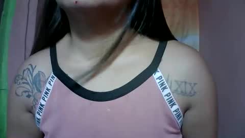 naughtymom_33 online show from 11.14.25