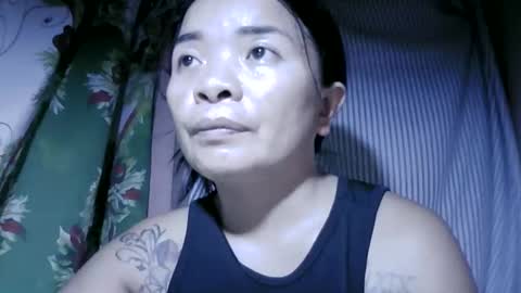 naughtymom_33 online show from 05.10.26