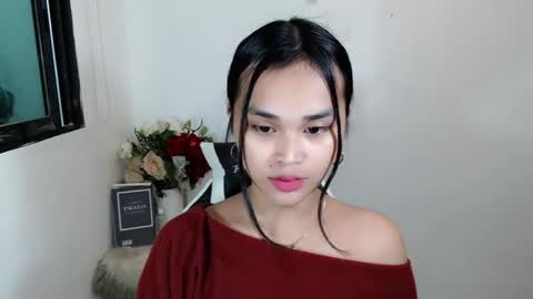 Snapshot of naughtymuse_ chatting on 04.29.26 ELISE online show from 04.29.26