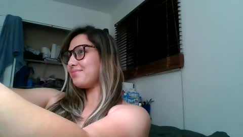 naughtynadia52 online show from 03.19.26
