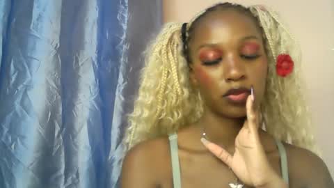 naughtynovaaa online show from 09.11.25