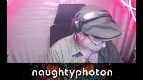 naughtyphotons online show from 03.09.25