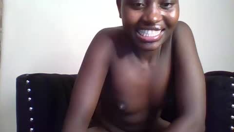 naughtyqueen12 online show from 02.21.25