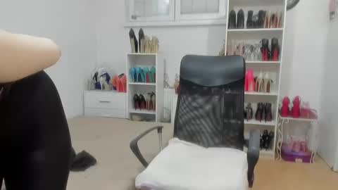 naughtysabine1 online show from 04.04.26