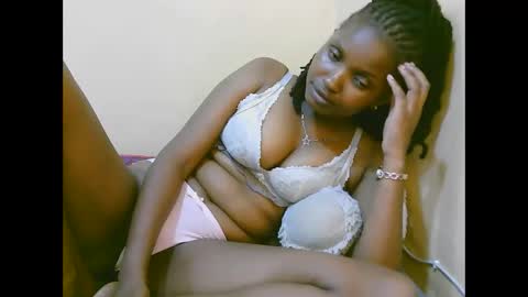 naughtyqueen online show from 10.27.25