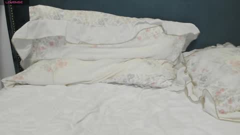 Aryna online show from 11.28.25