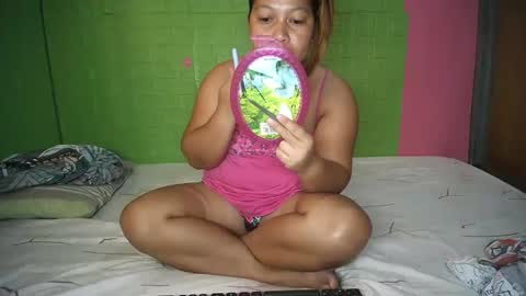 Snapshot of naughtyvina4u chatting on 01.29.25 VI NA online show from 01.29.25