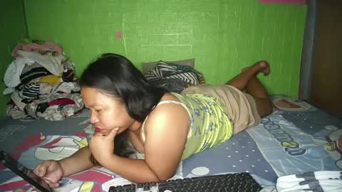 Snapshot of naughtyvina4u chatting on 03.03.25 VI NA online show from 03.03.25