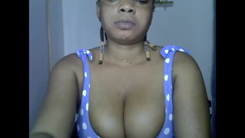 Snapshot of naughtyxcuntx chatting on 05.21.26 naughtyxcuntx online show from 05.21.26