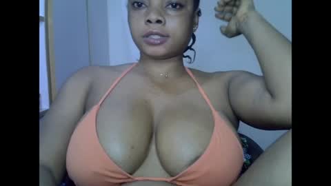Snapshot of naughtyxcuntx chatting on 06.10.26 naughtyxcuntx online show from 06.10.26