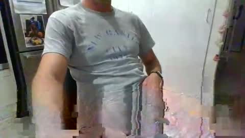 Snapshot of naughtyxdaddy chatting on 01.02.25 James online show from 01.02.25