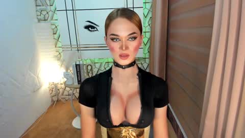 MISS IVANA online show from 12.30.24