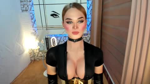 MISS IVANA online show from 01.08.25