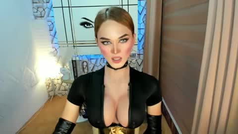 MISS IVANA online show from 01.08.25