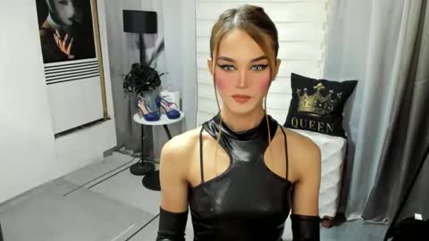 MISS IVANA online show from 02.07.25