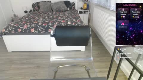 KimBeee online show from 02.02.25