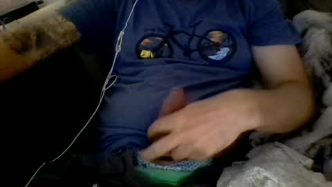 Snapshot of nawtydom1977 chatting on 08.03.26 nawtydom1977 online show from 08.03.26