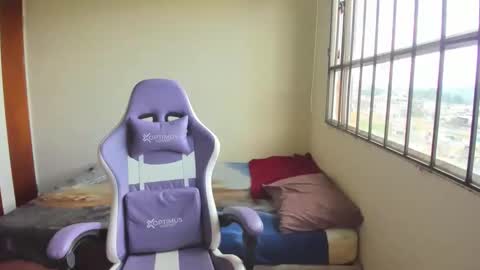 nayara_hinny online show from 12.20.25