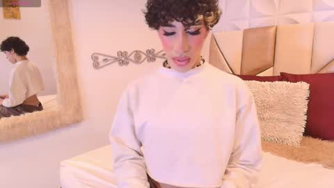 Nayla  online show from 01.11.26