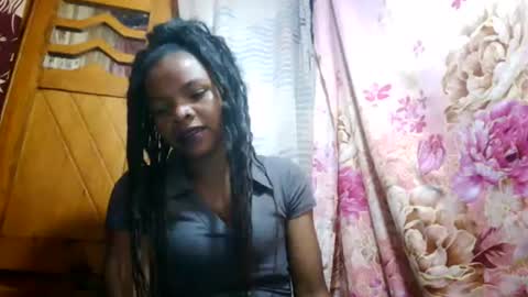Snapshot of naylah313 chatting on 06.21.26 Nayla online show from 06.21.26