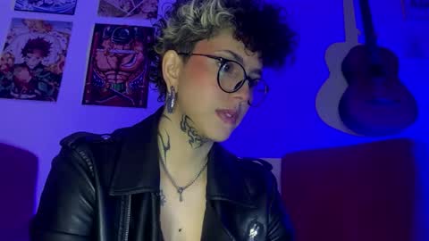 nazzz10 online show from 12.17.25