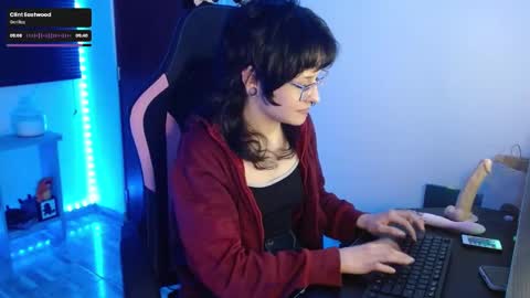 Snapshot of neena_nyx chatting on 12.16.24 Neena Nyx online show from 12.16.24