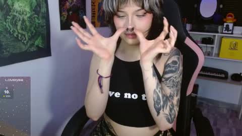 Neena Nyx online show from 04.25.26